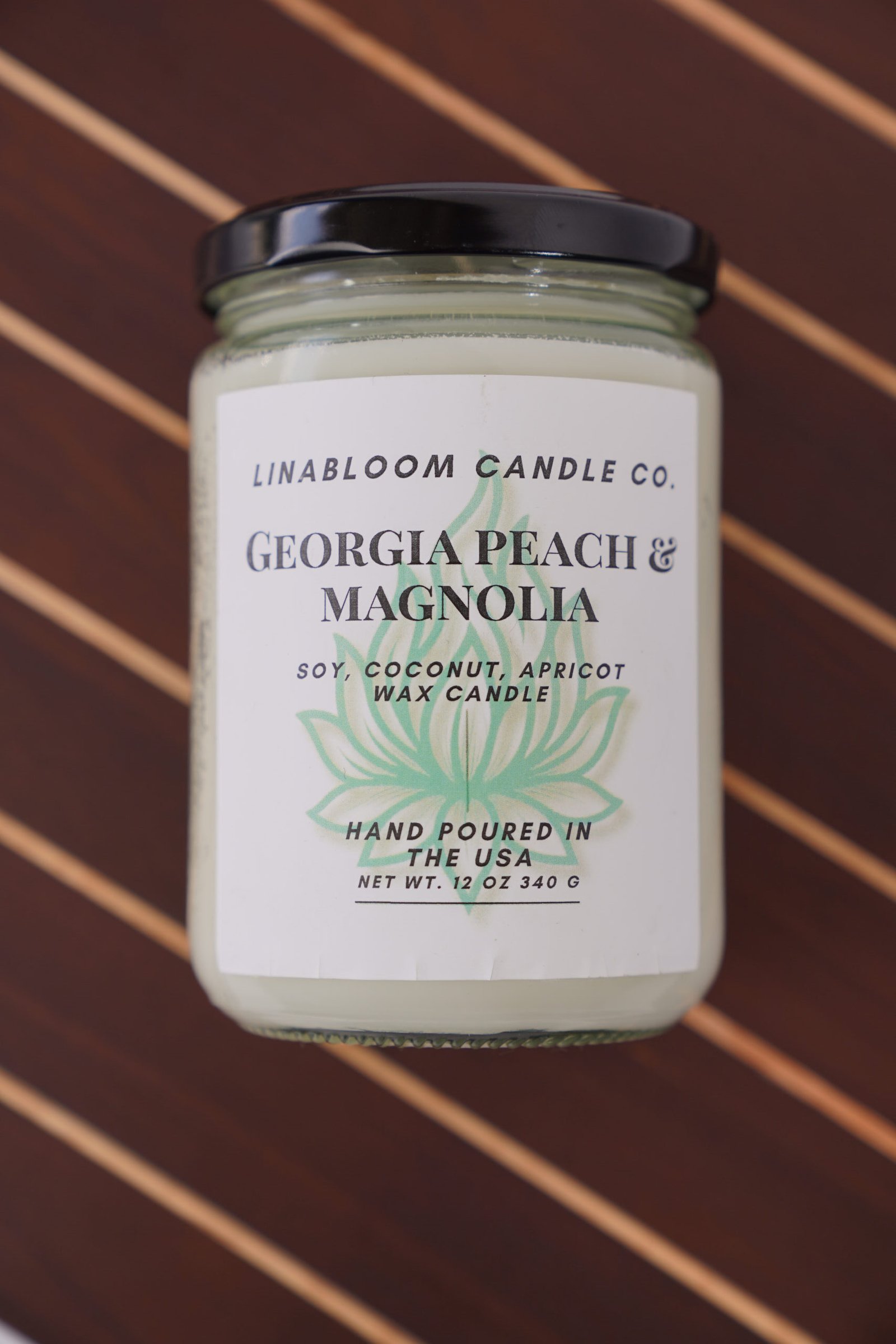 Georgia Peach & Magnolia 12 Ounce Candle