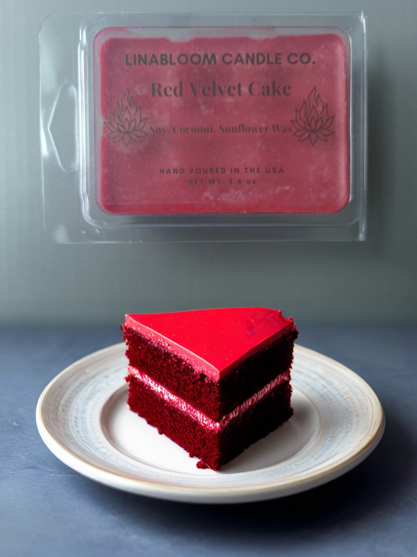 Red Velvet Cake Wax Melts 2.6 Ounce Clamshell