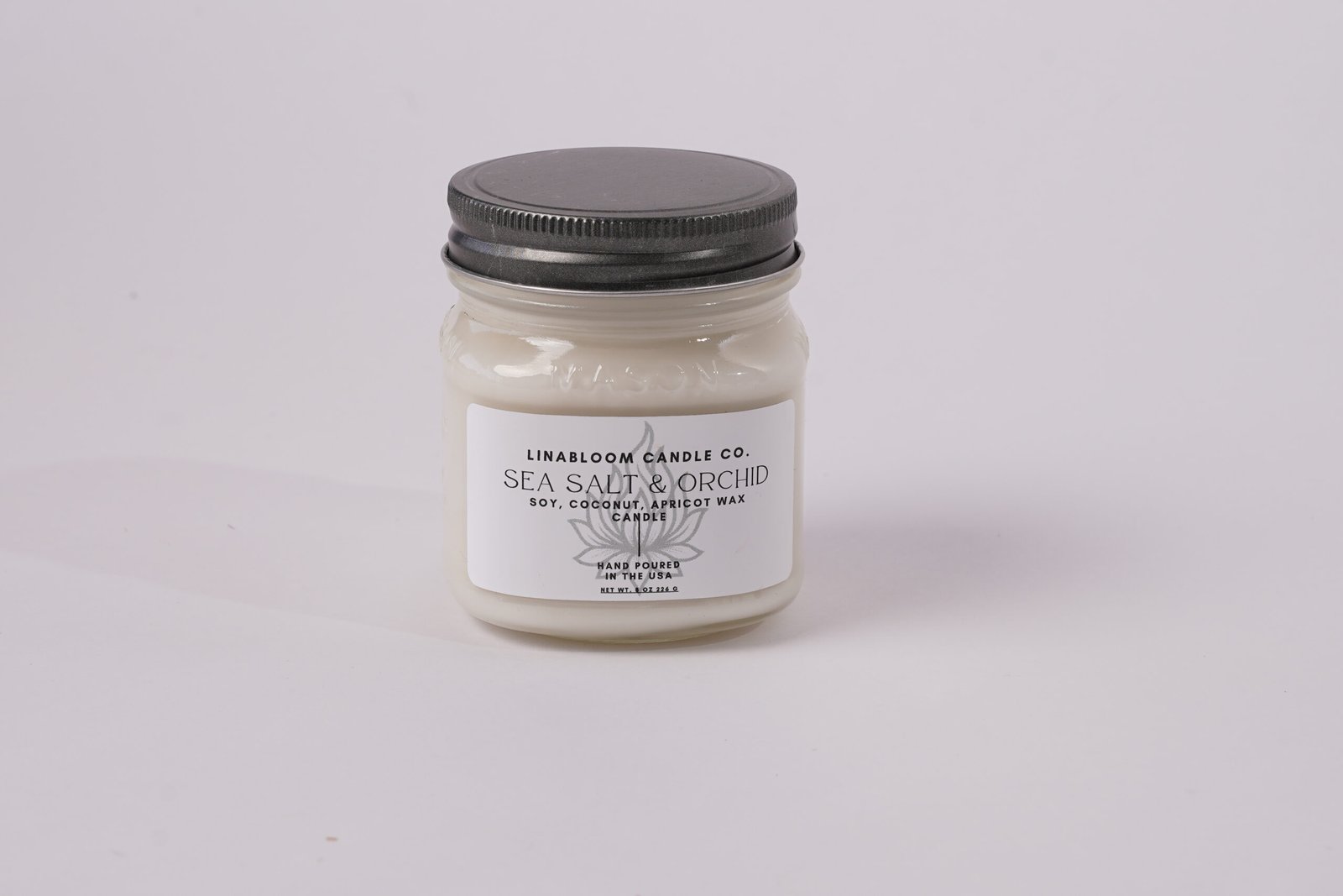 Sea Salt And Orchid 8 Ounce Candle